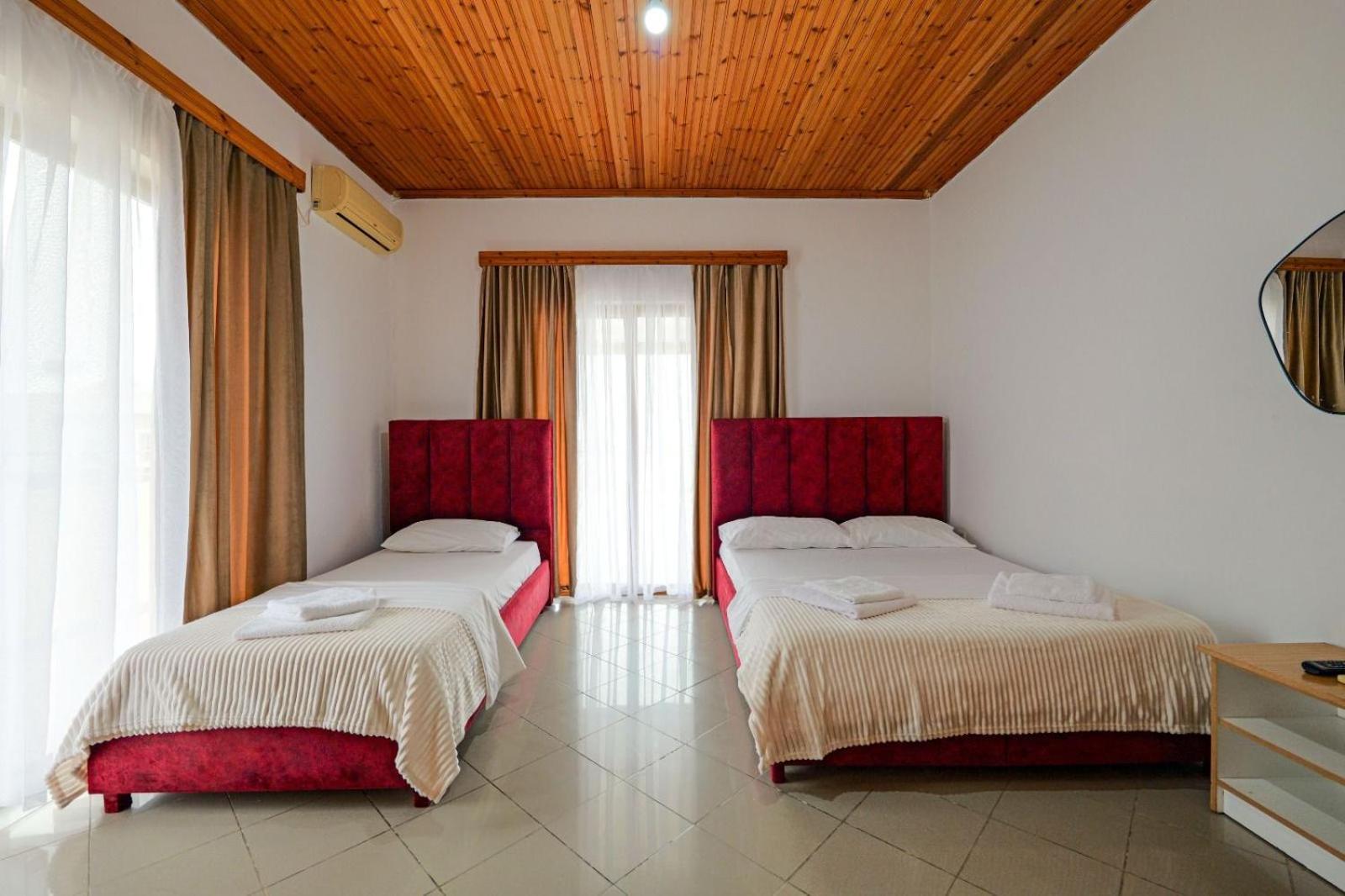 Hotel Eden Sarandë Buitenkant foto