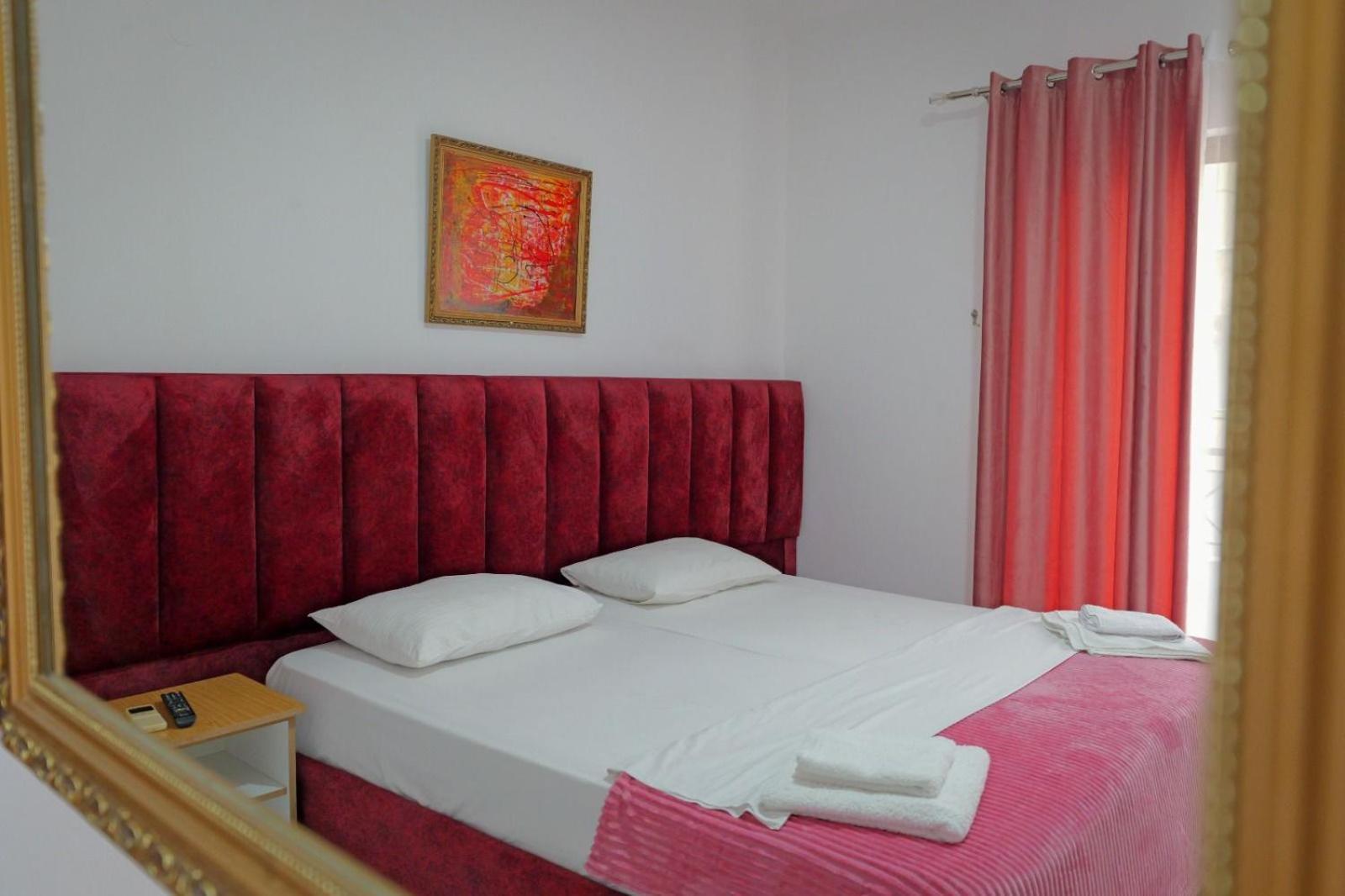 Hotel Eden Sarandë Buitenkant foto