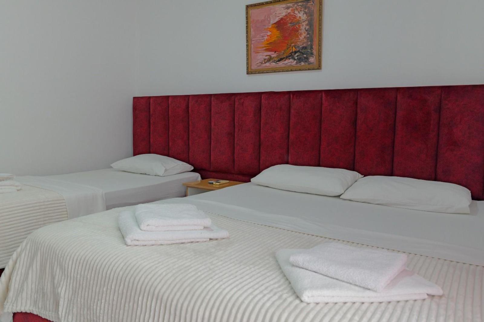Hotel Eden Sarandë Buitenkant foto