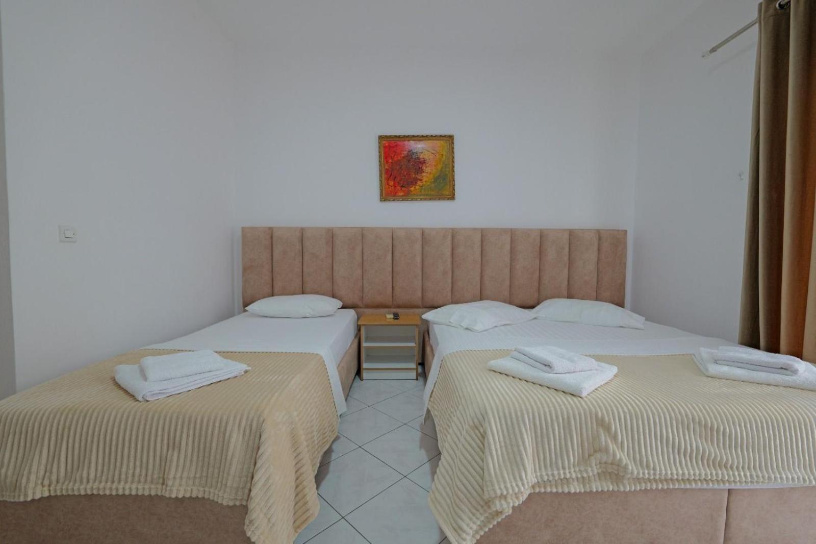 Hotel Eden Sarandë Buitenkant foto
