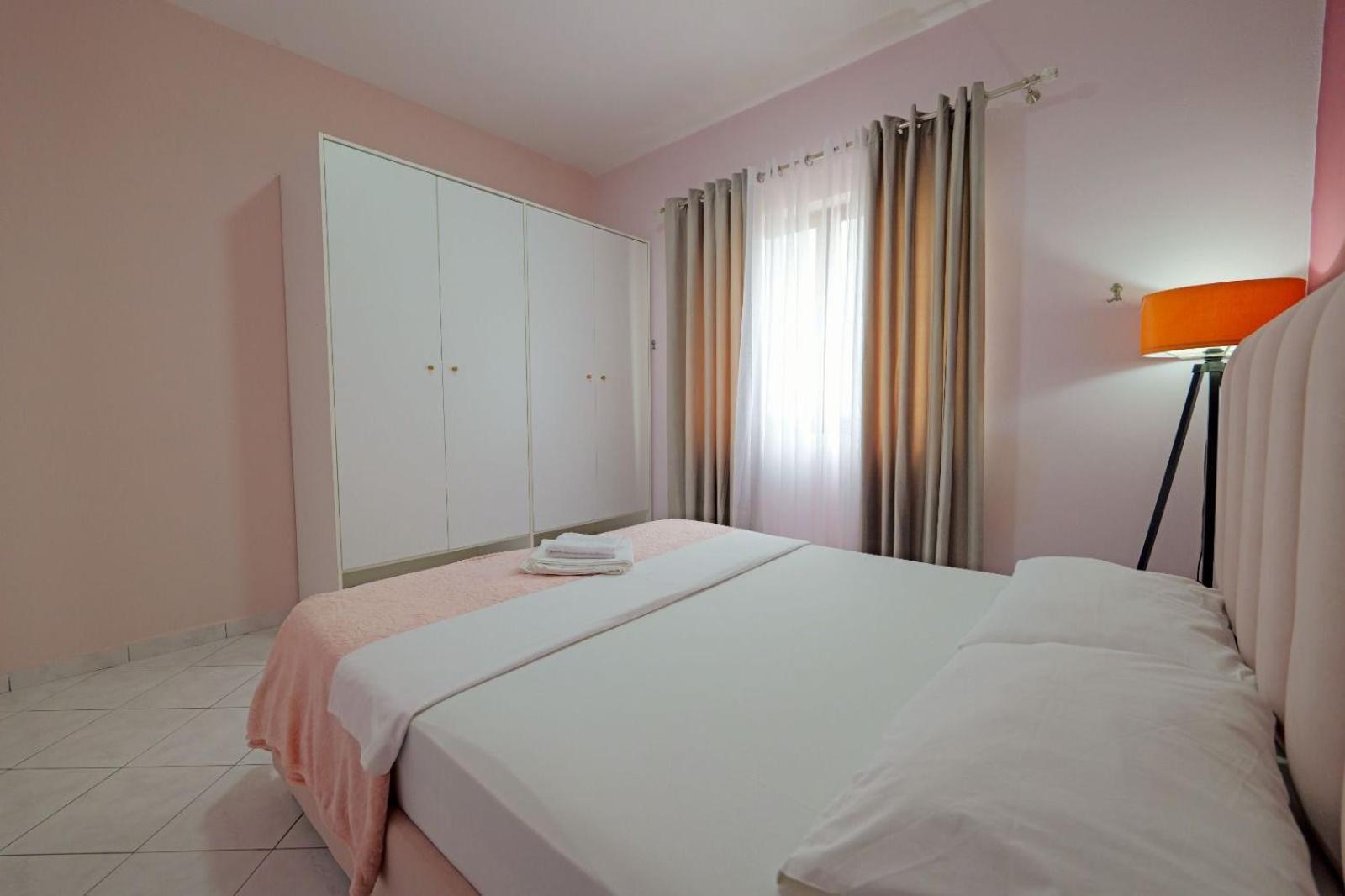 Hotel Eden Sarandë Buitenkant foto